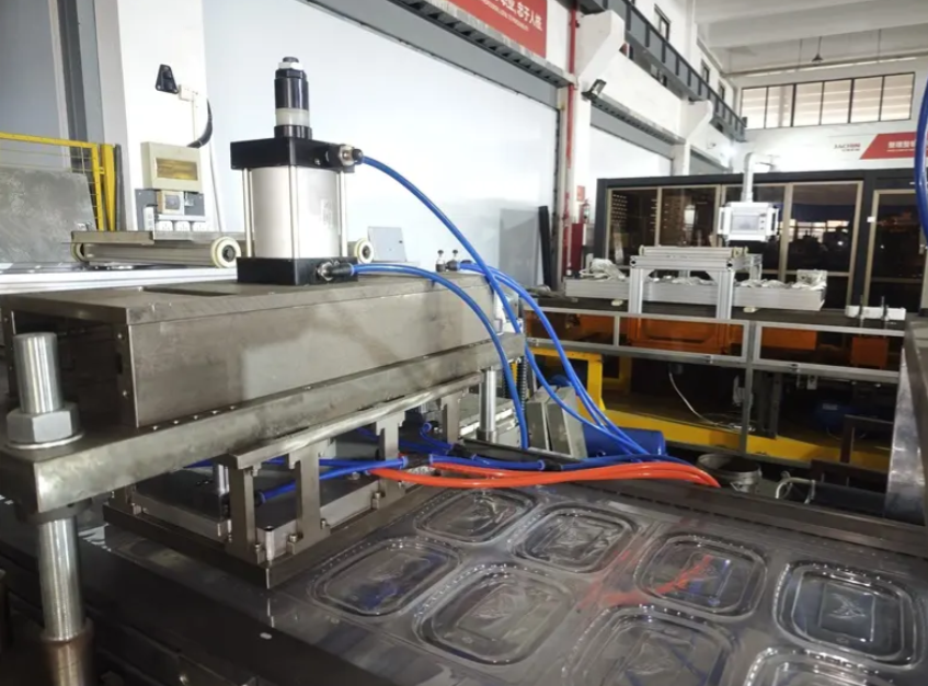 Машина для виготовлення пластикових стаканів — ефективне та надійне виробництво стаканів