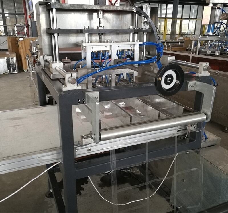 JC-500D Automatic Plastic Products Thermoforming Machine