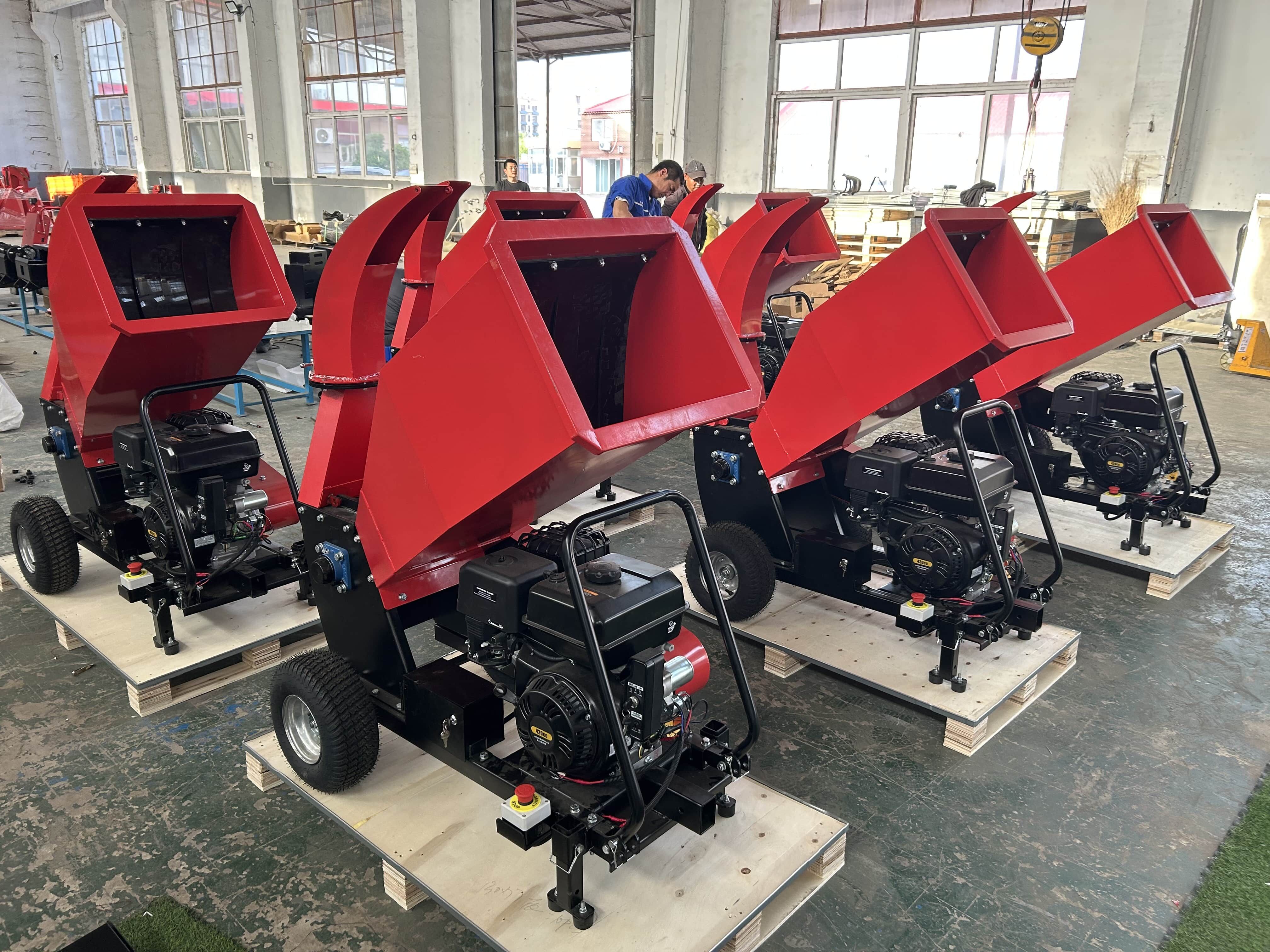 best quality china manufacturer garden use small wood chipper-0