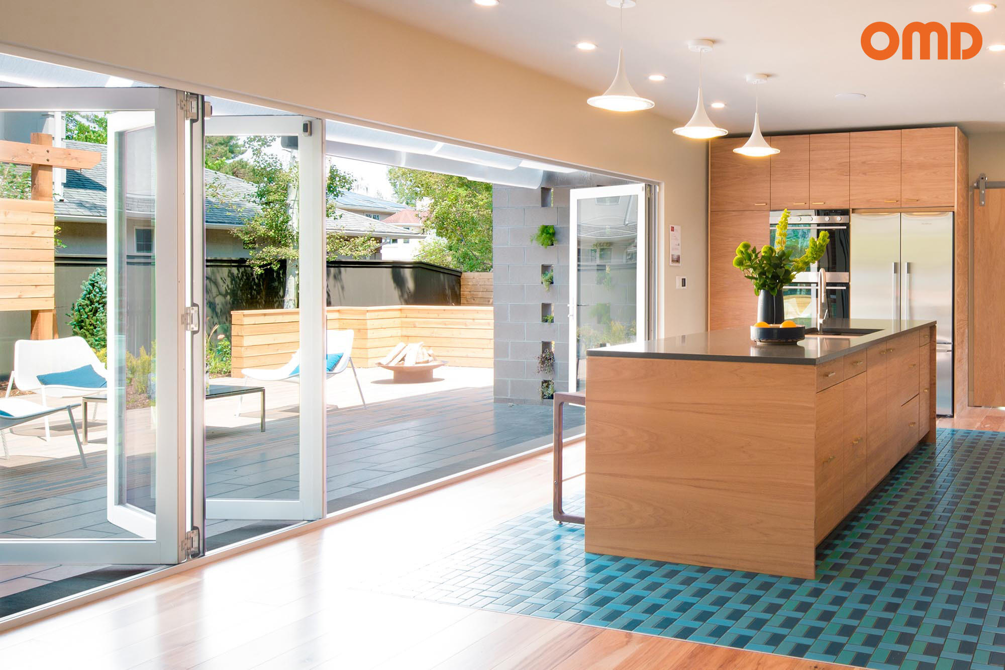 Faltveggdører: Den Ultimative Plassbesparende Løsningen for Interiør