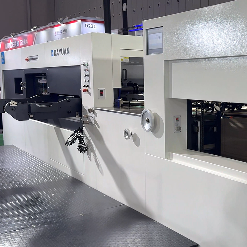Capacidad de aplicación versátil en múltiples industrias y materiales