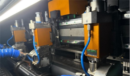 30-SMC-1100_1500_1700_1900-Auto positioning slitting system.jpg (1).png