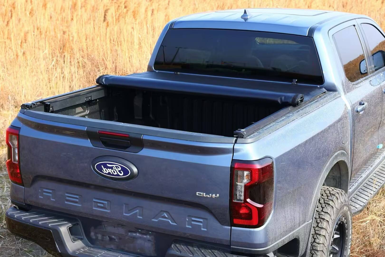 Is a Hard Folding Tonneau Cover Suitable for Heavy-Duty Use?