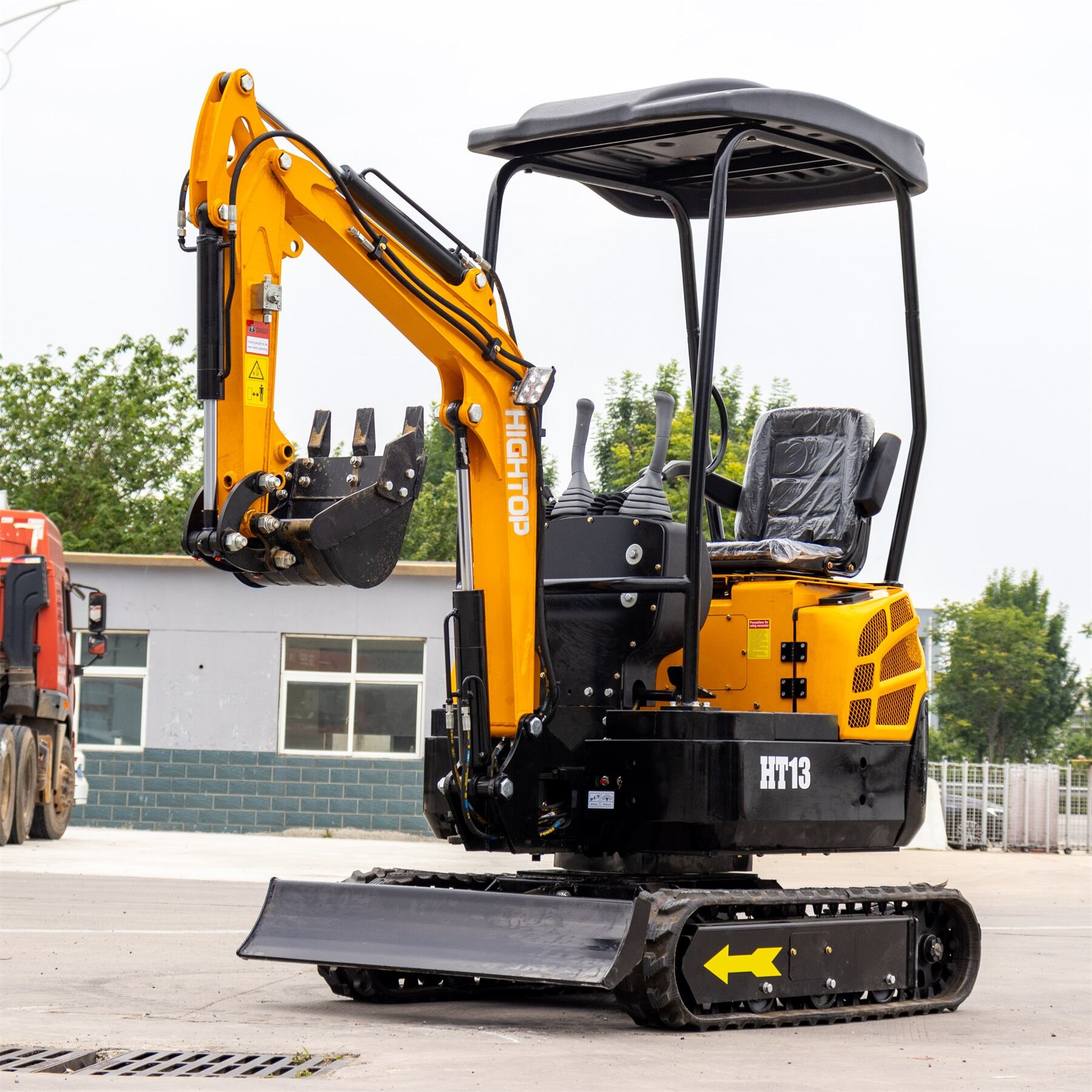 Analisi e risoluzione dei problemi dei componenti principali del sistema idraulico dell'escavatore