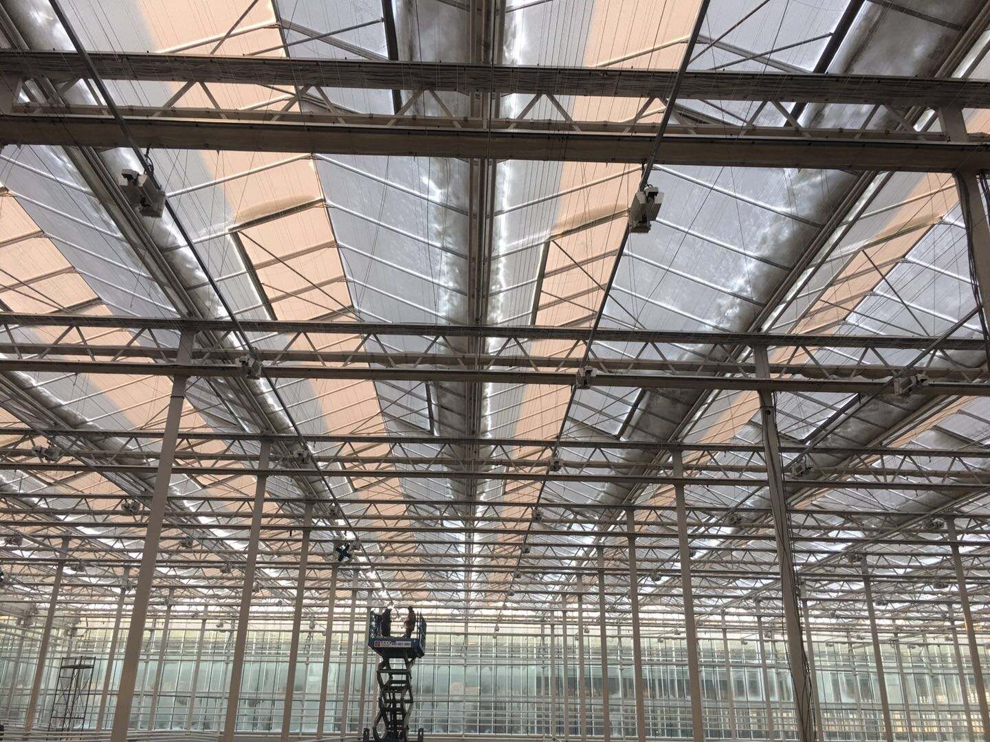 How to Choose the Right Size Greenhouse Solar Ventilation Fan for Your Needs?