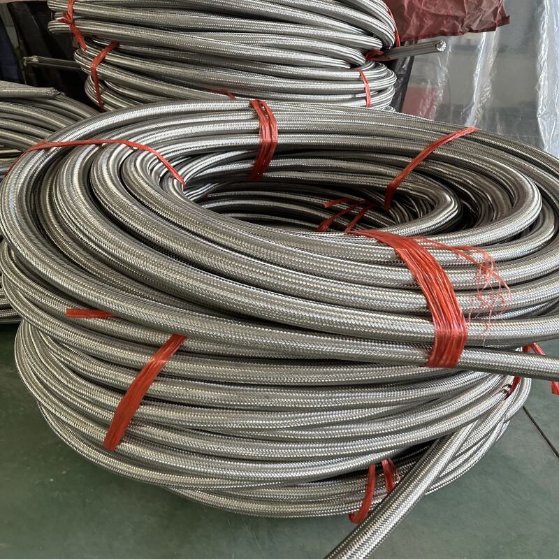 Selang Logam: Kuat dan Tahan Panas