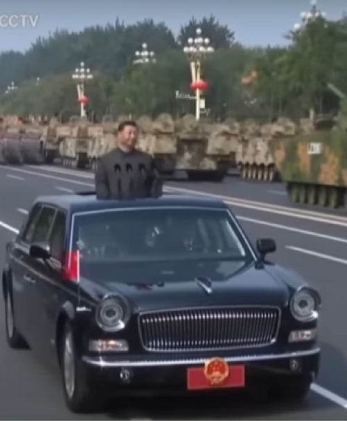 Xi Jinping pays tribute to the martyrs of the 