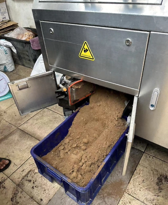 Bread and Fruits Waste Composting