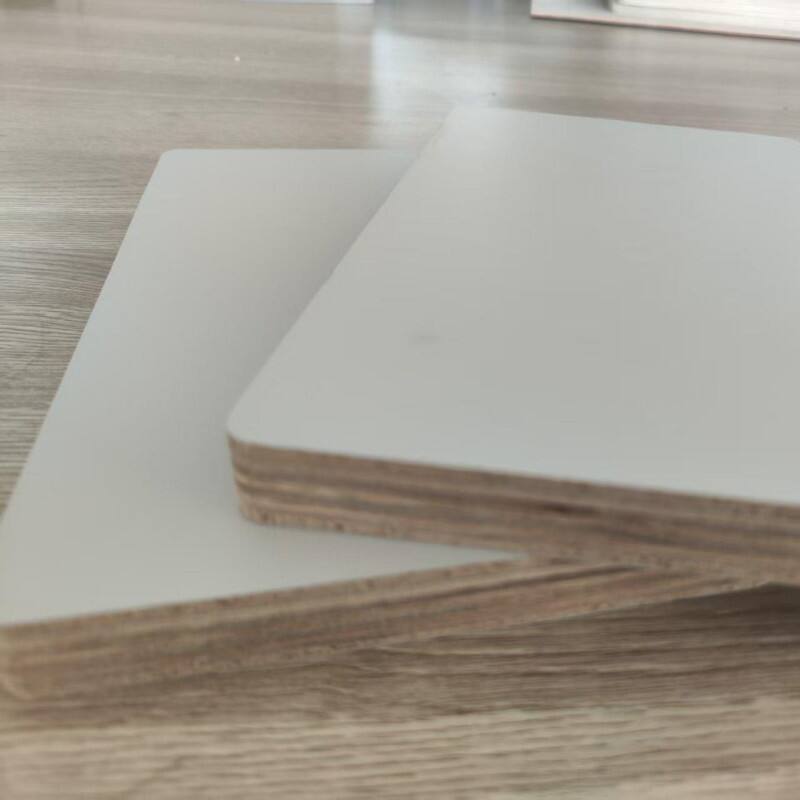 Tấm ván dán nhiều lớp phủ màng PET kích thước 1220*2440 mm, độ dày 9 mm và 18 mm, màng PET 0,2 mm bề mặt bóng cao và mờ dùng cho tủ, bếp