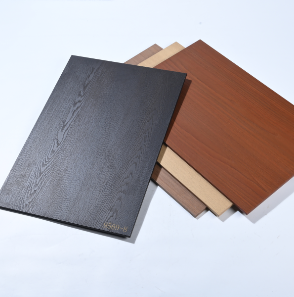 Serije luksuznih završetaka uključuju seriju kamenih tekstura, seriju tekstura drvenih zrna, sinhronih drvenih zrna tekstura i orijentalne serije pjesničkih tinti za MDF, ploče, ploče čestica, skraćeno drvo i ploče.