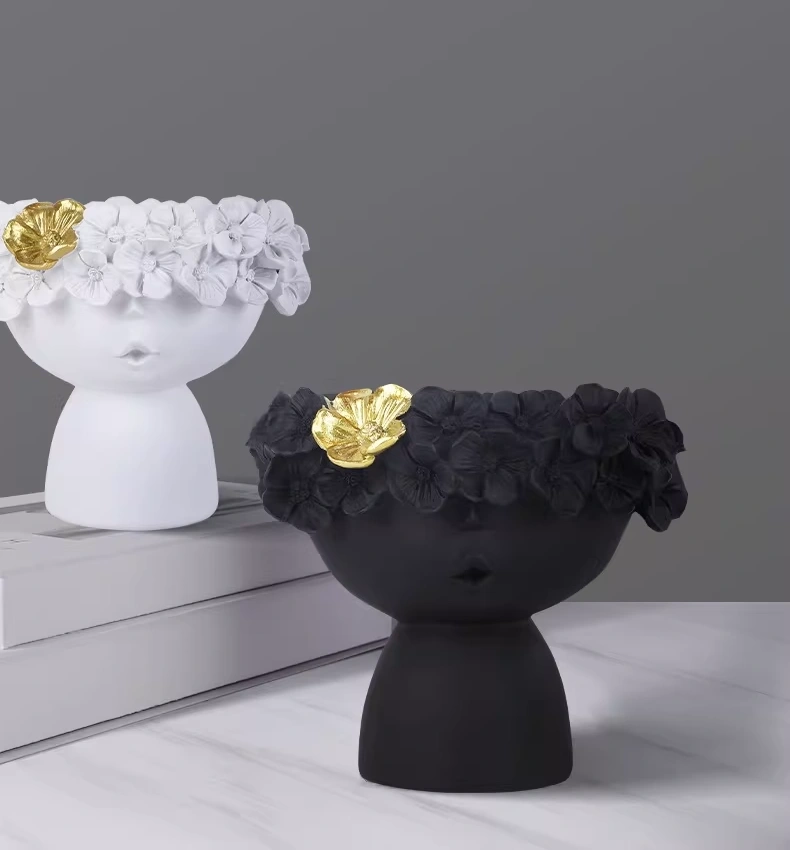 head vase planter.webp