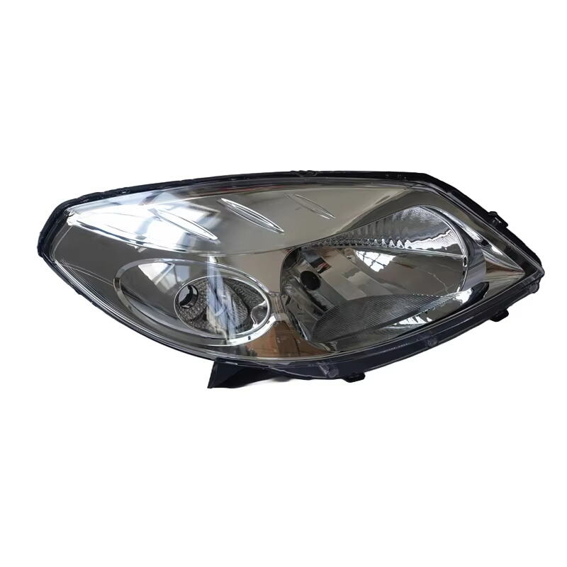 What’s the Difference Between Fog Lights and Headlights?