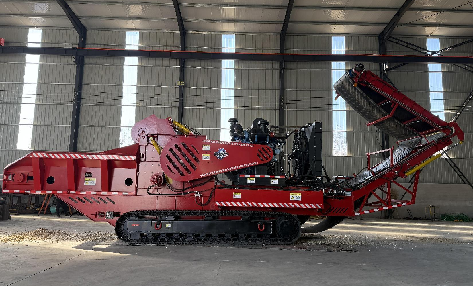 Bagaimana memilih pengisar cabang dengan kadar haus rendah untuk syarikat kehutanan?