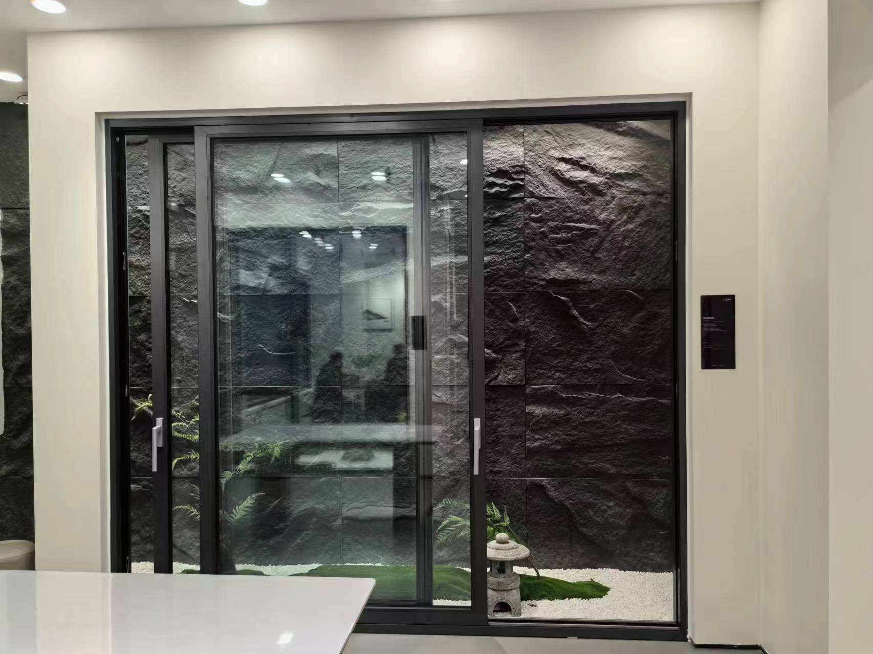 The Structural Benefits of Using Fixed Aluminum Windows