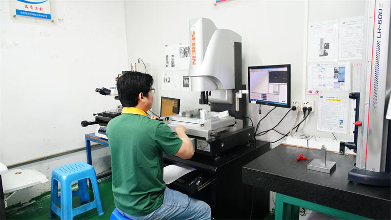 Industria automotriz: La fabricación de precisión impulsa un viaje eficiente