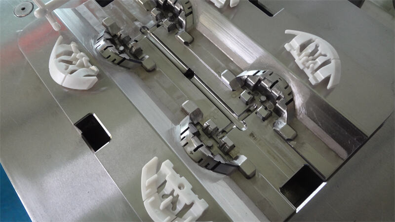 Plastic Injection Molding: Comprehensive Analysis of Technical Knowledge, Advantages and Applied Products