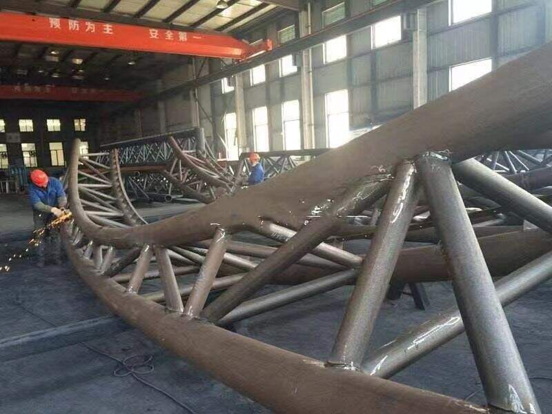 حلول فعالة ومستدامة للهندسة الهيكلية.