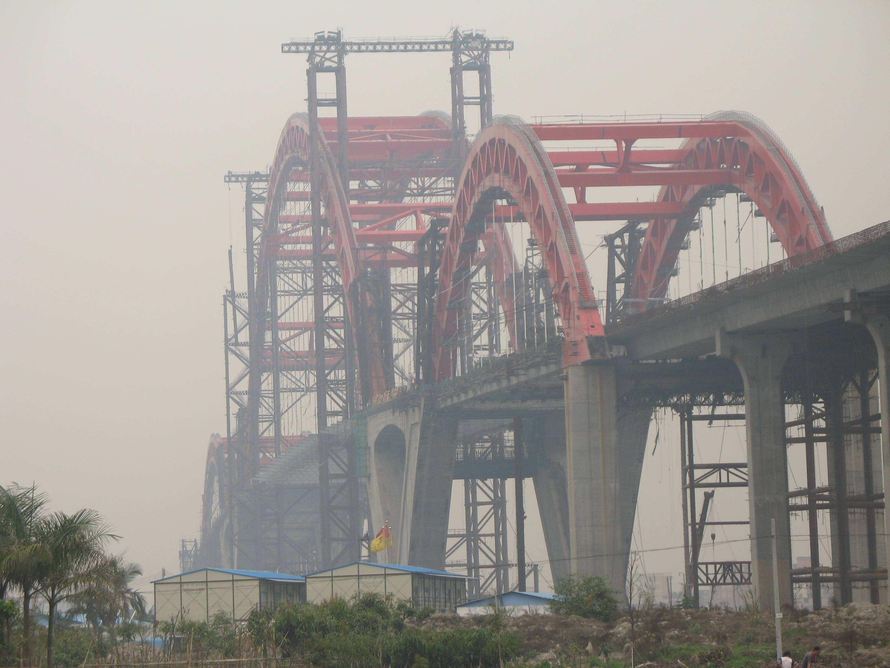 Ṣiṣẹda Ile Ati Ile Titiiti Nipa Lilo Ipele Oṣu Kan