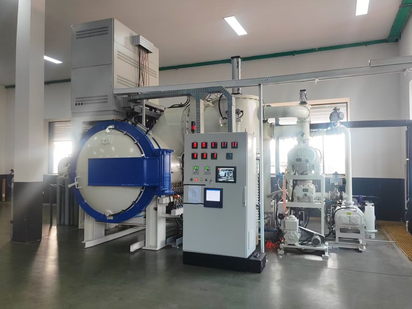 تقنية الفراغ المتقدمة لمعالجة المواد المتفوقة