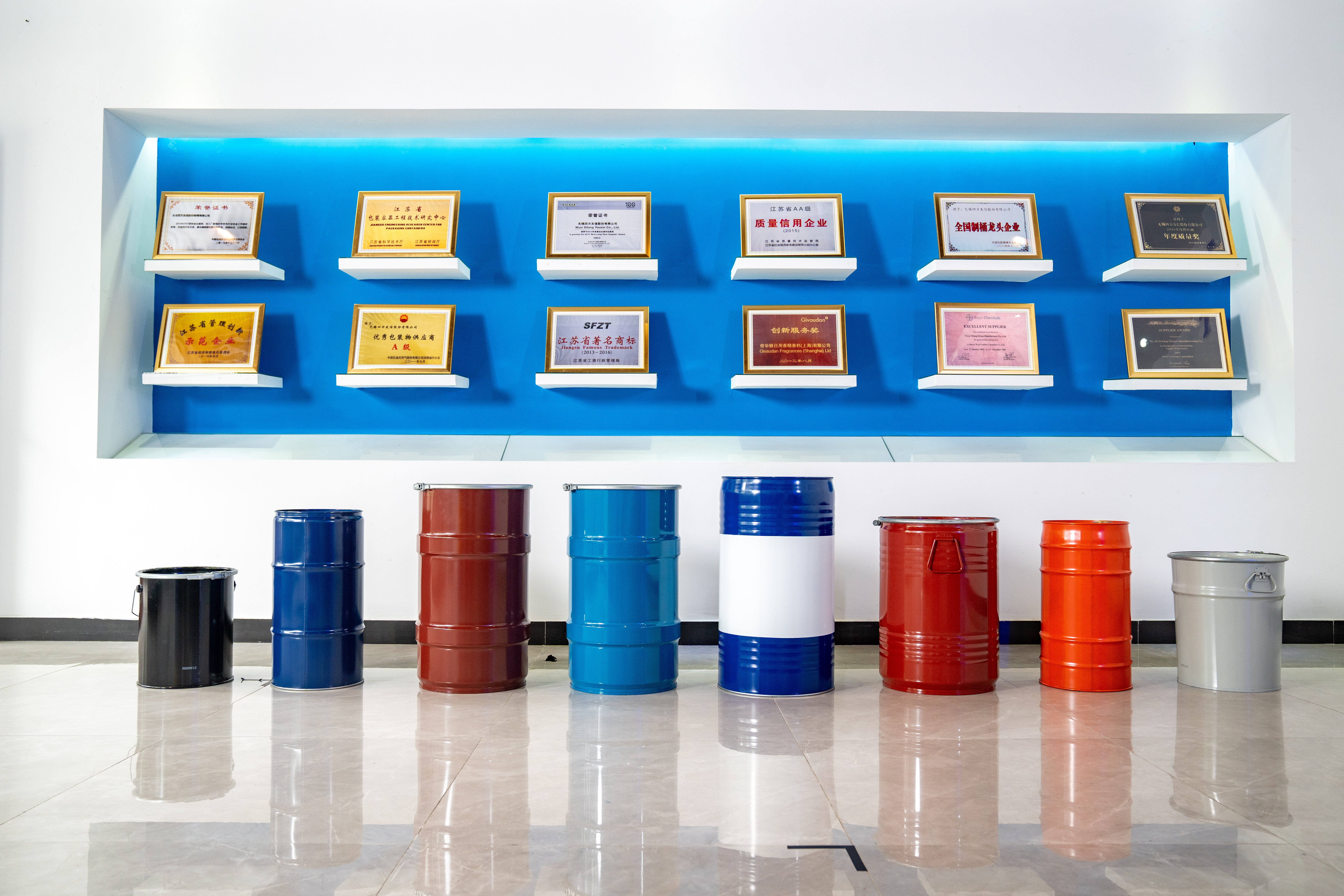 البناء والصمود المتفوقان