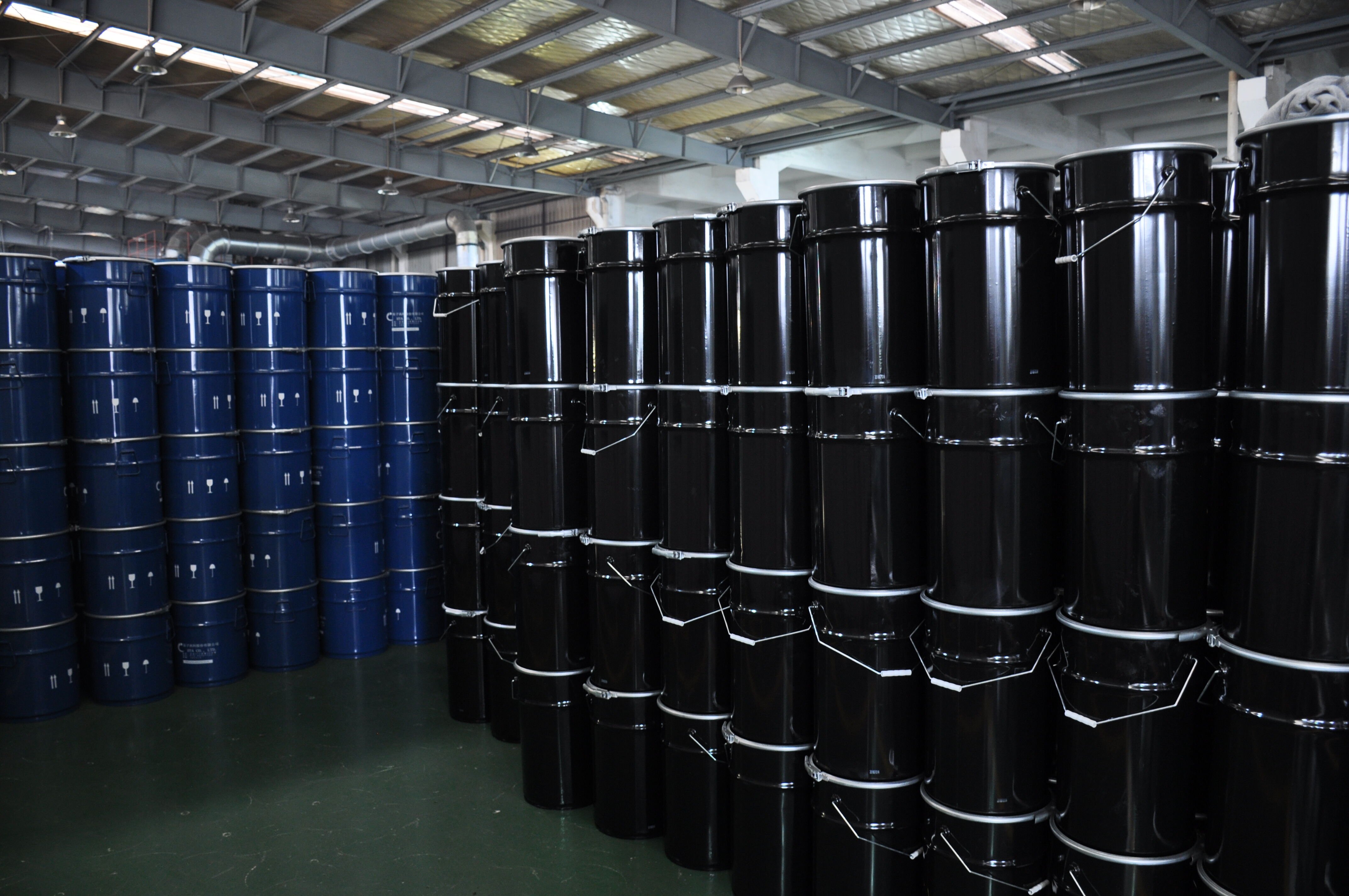 Compatibilidad química excepcional y características de seguridad