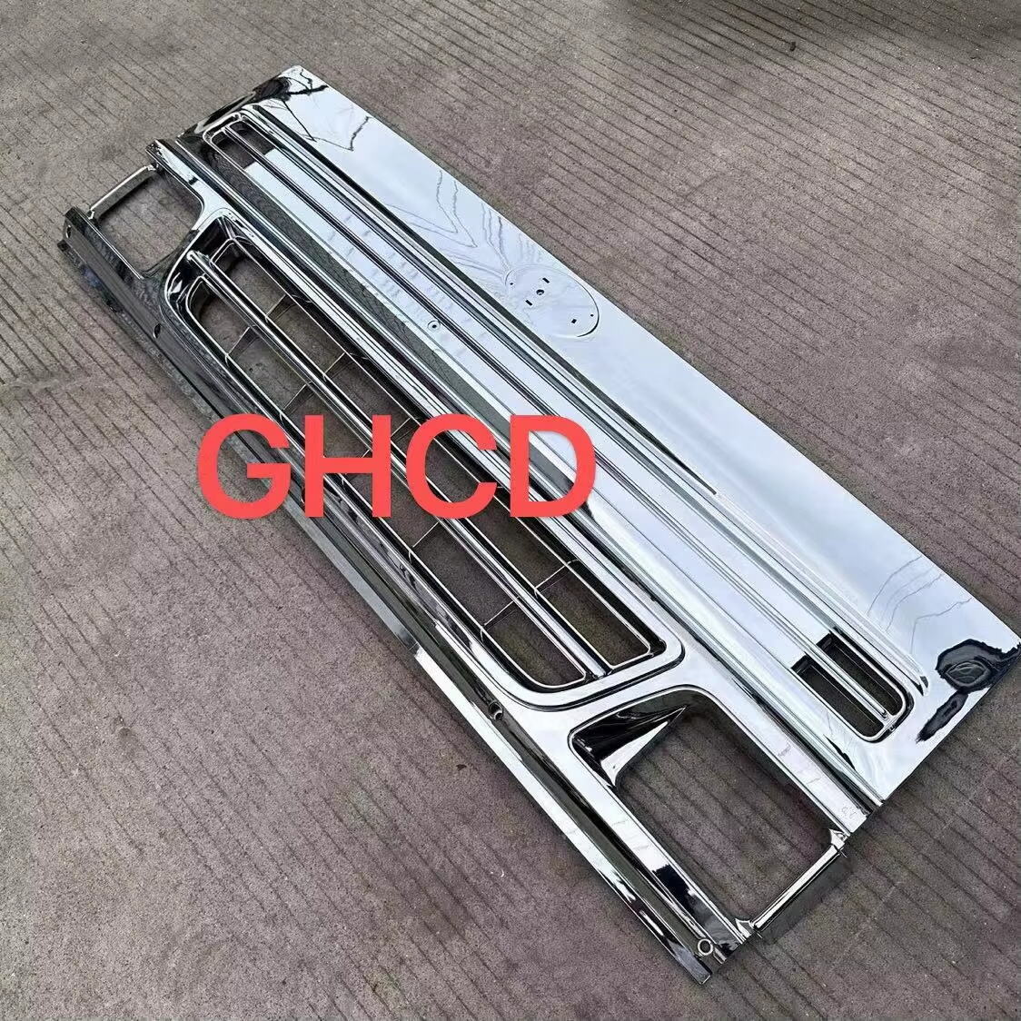 How to Boost Front-End Protection with Fuso Truck Grilles?