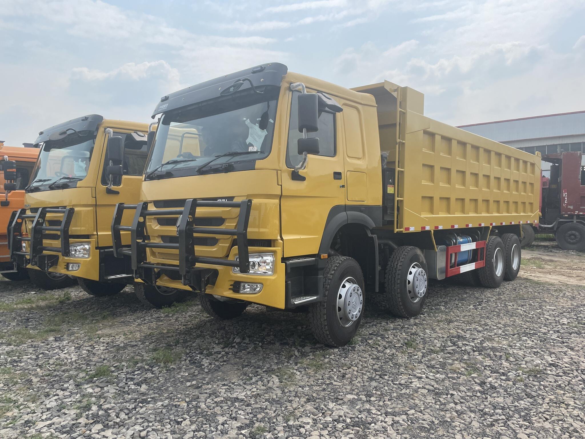 Үр ашгийн болон найдвартай самосвалуудын тусламжтай сайтын бүтээмжийг нэмэгдүүлэх