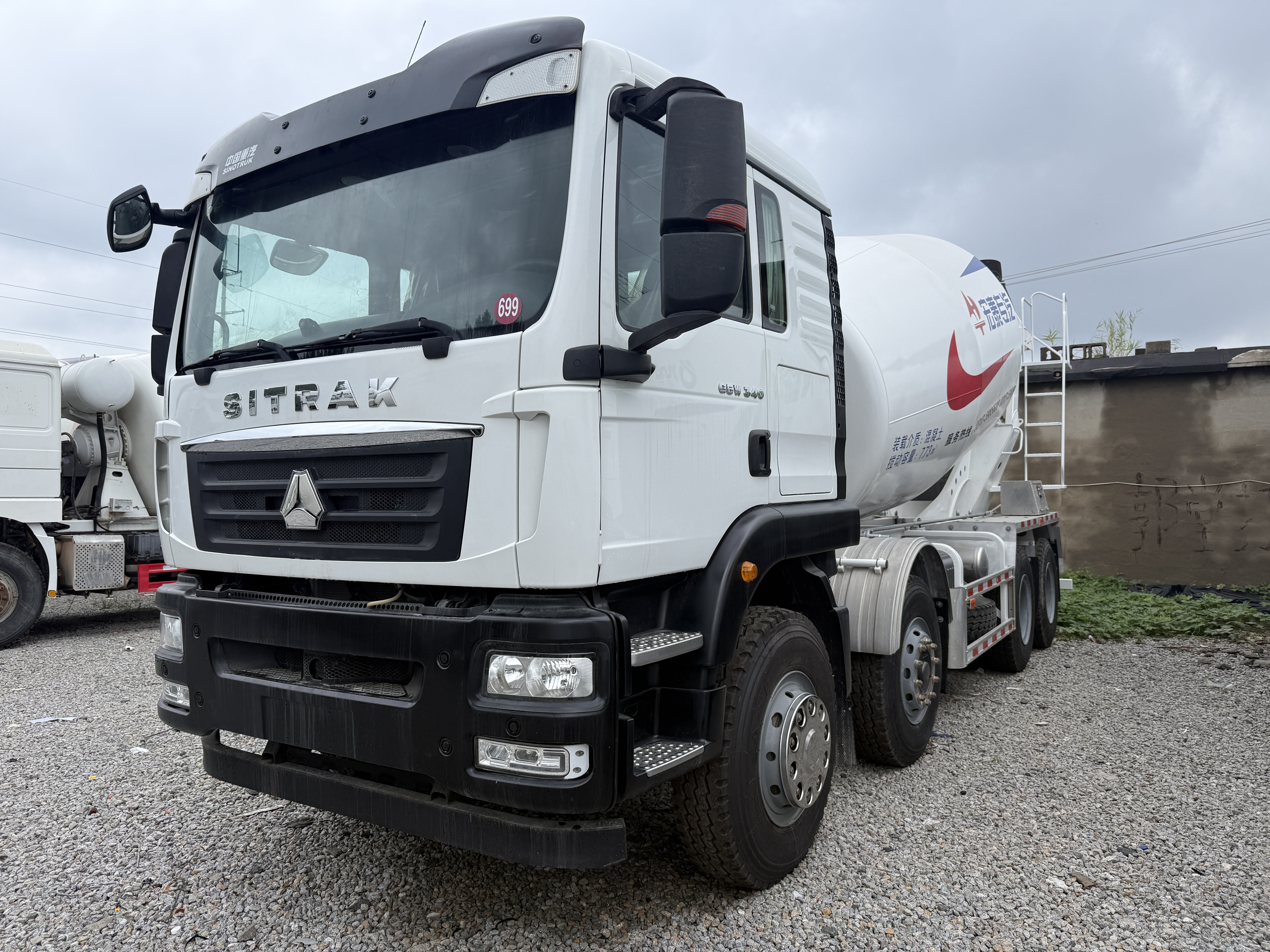 Холих асуудал гаргахгүй: Найдвартай бетон холигч самосвалуудын технологи