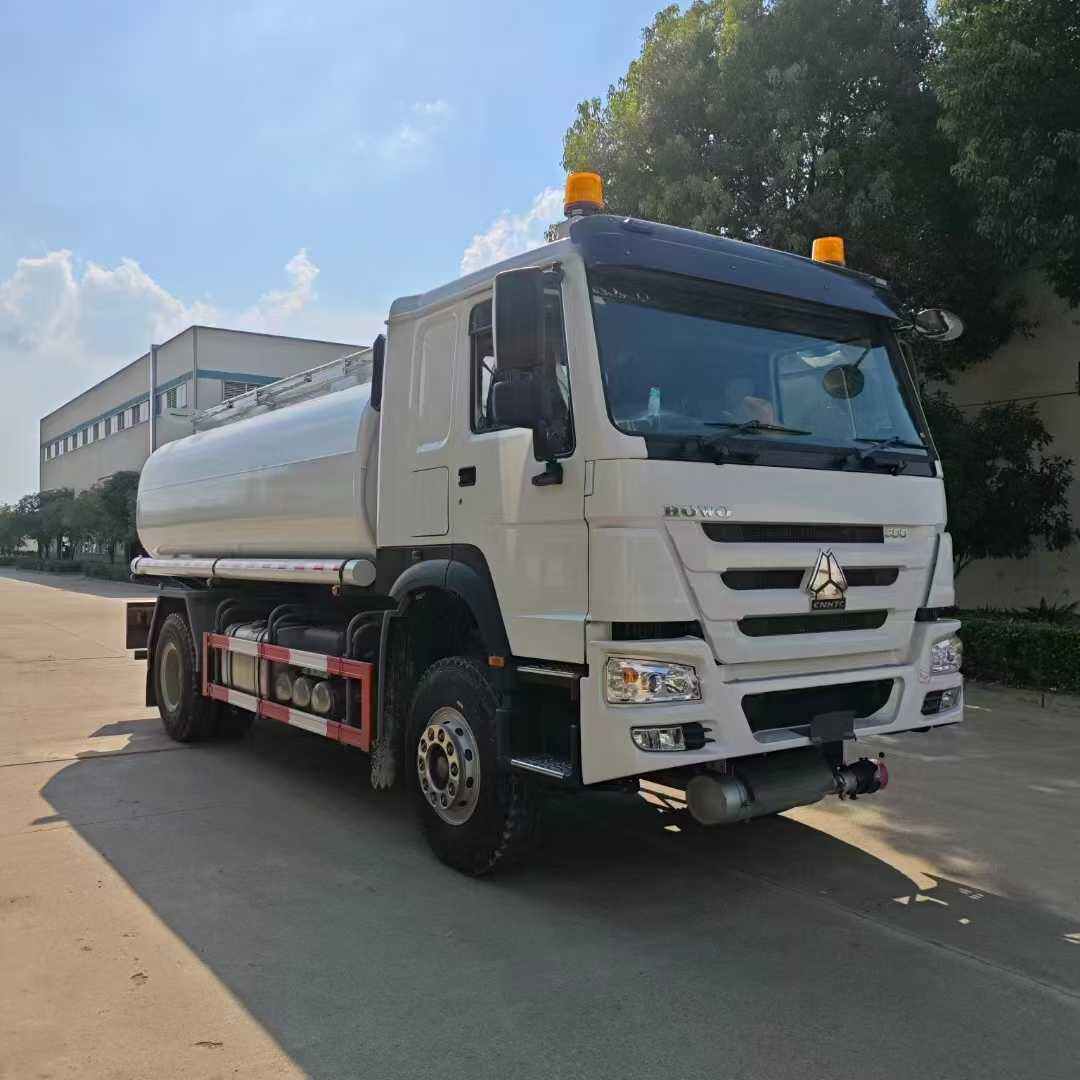 Why Tanker Trucks Are the Best Choice for Safe Liquid Delivery
