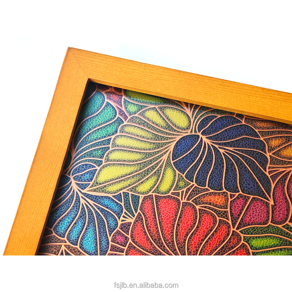 정밀하게 롤링된 시트로 인상적인 곡면 외관 및 실내 공간 제작