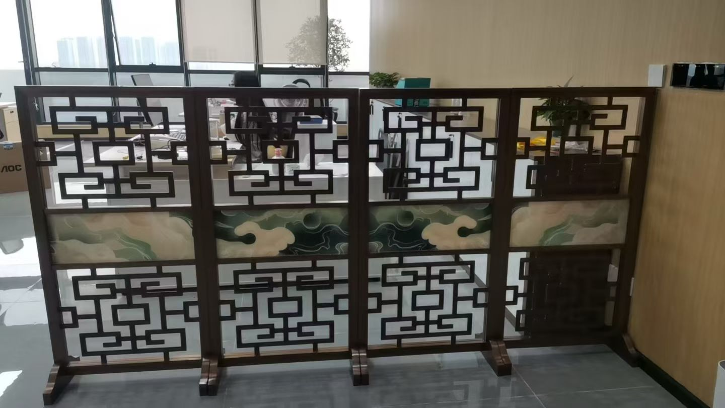 What are the trendy 304 stainless steel living room partition designs?