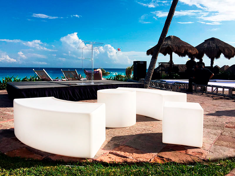 Light & Sea, Elevating Coastal Luxury Events