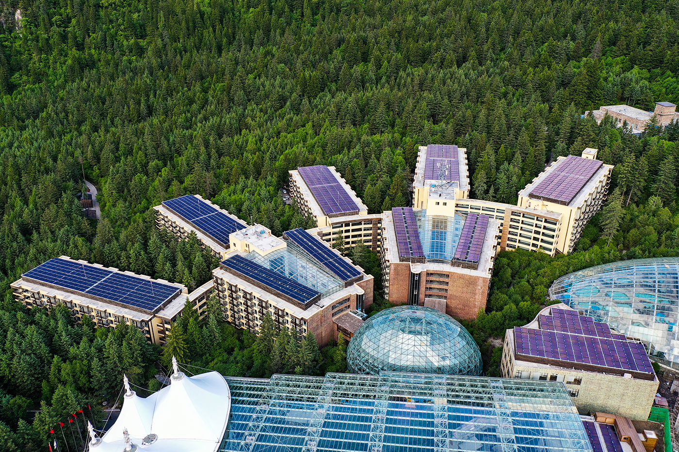 Solution d'eau chaude solaire — Projet d'eau chaude solaire pour hôtel touristique
