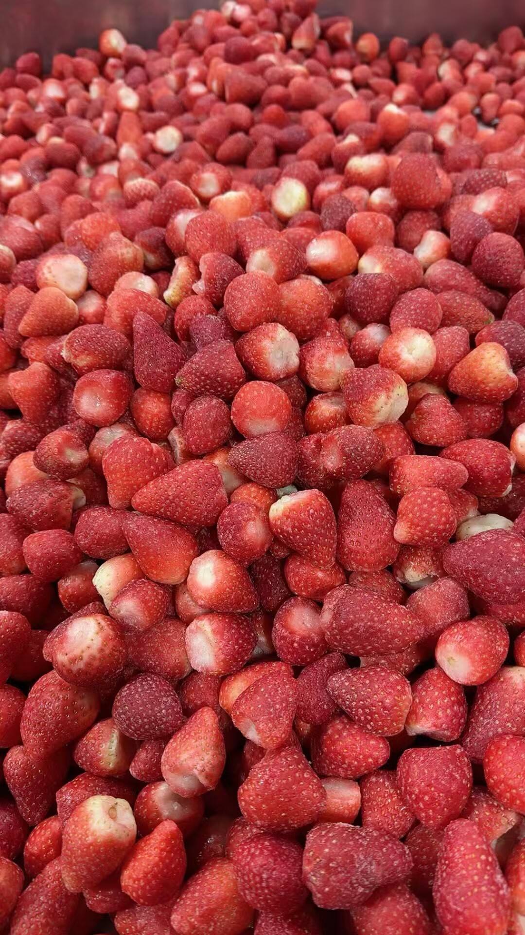 Professional Manufacturer of Frozen Strawberries: Flexible OEM & ODM Services, Steady Supply & Full Quality Assurance
