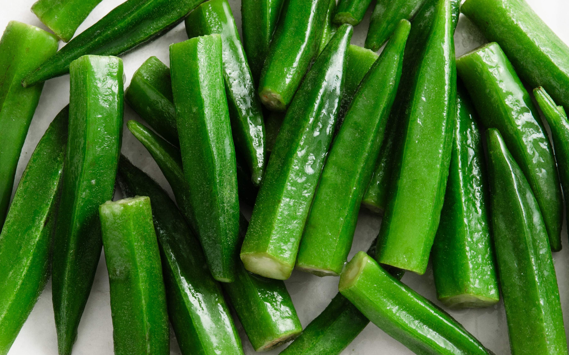 WYLFOODS: Надежден доставчик на замразени във фризер окра (IQF) с решения за производство по поръчка (OEM) и разработка и производство по поръчка (ODM) за глобални пазари