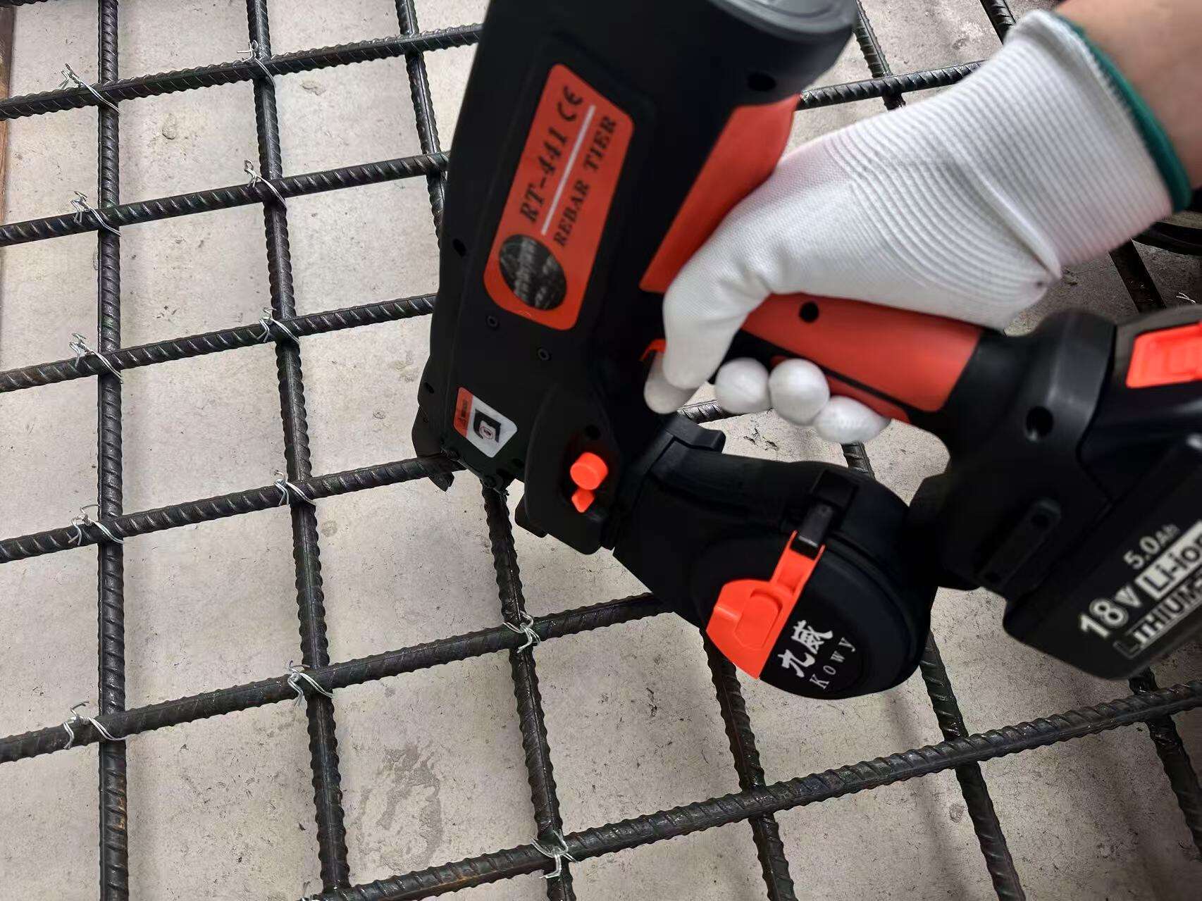 Take our steel tying gun and do it more effectively and for longer product life