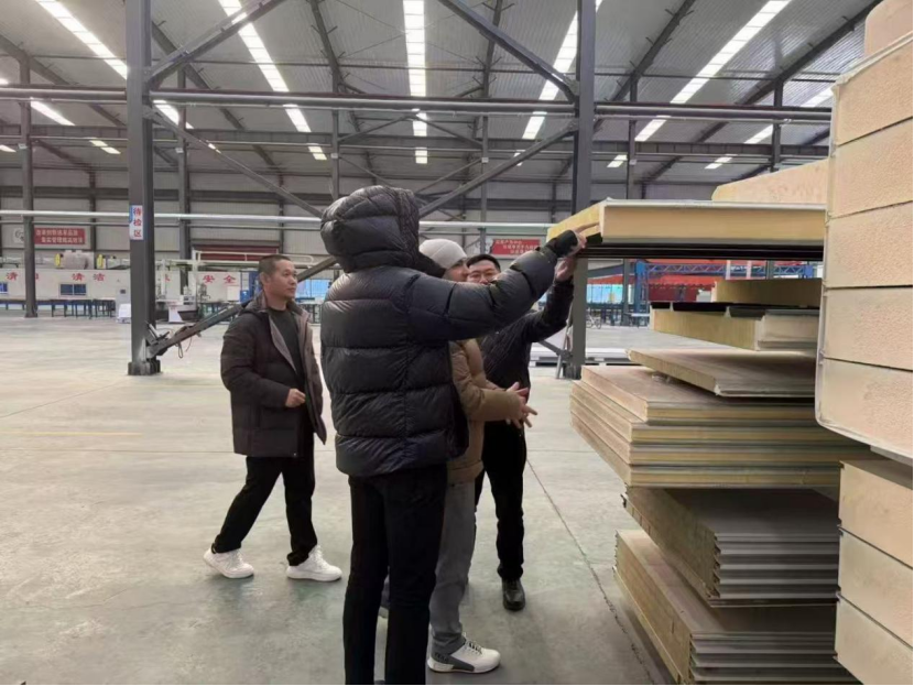 ZTWY SANDWICH PANEL Welcomes Delegation from Poland’s KALAHARI Construction Group to Advanced Production Facility