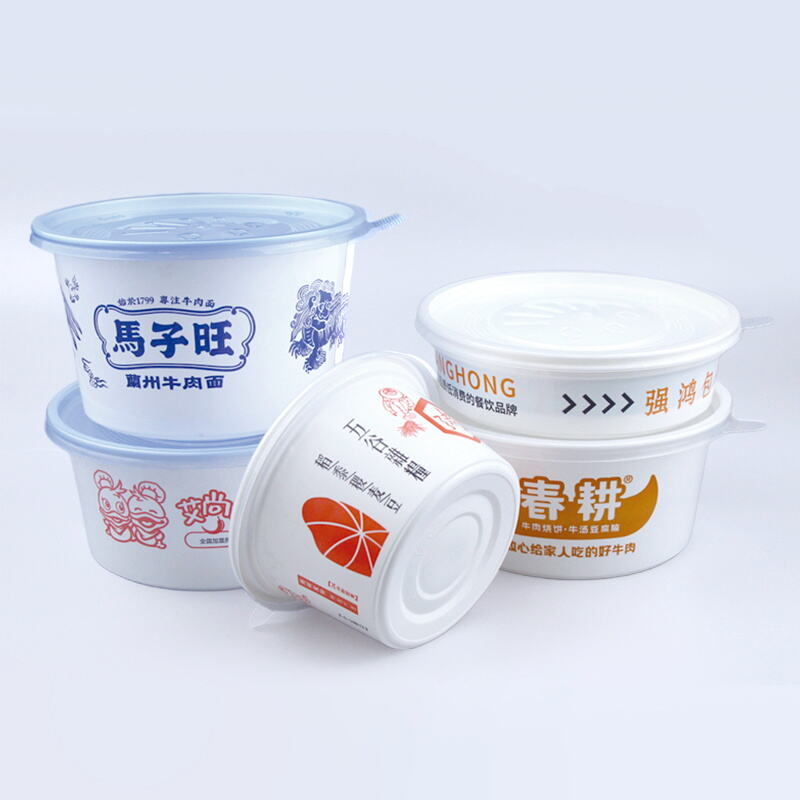 Heavy-Duty FDA-Compliant Plastic Takeaway Containers - Leakproof Microwave-Safe for Noodle & Beef Dishes