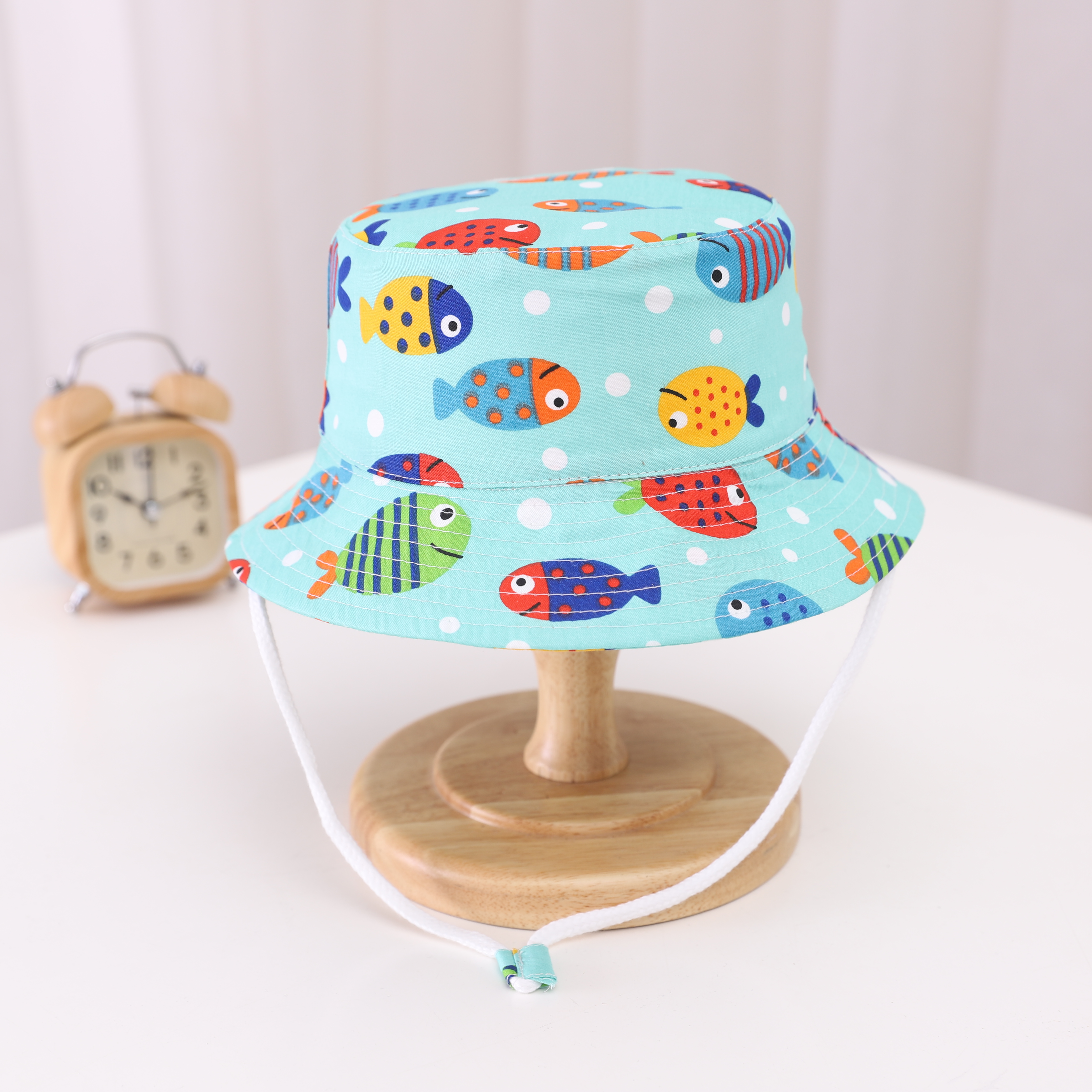 Kšiltovky se zákaznickou barvou a zákaznickým logem