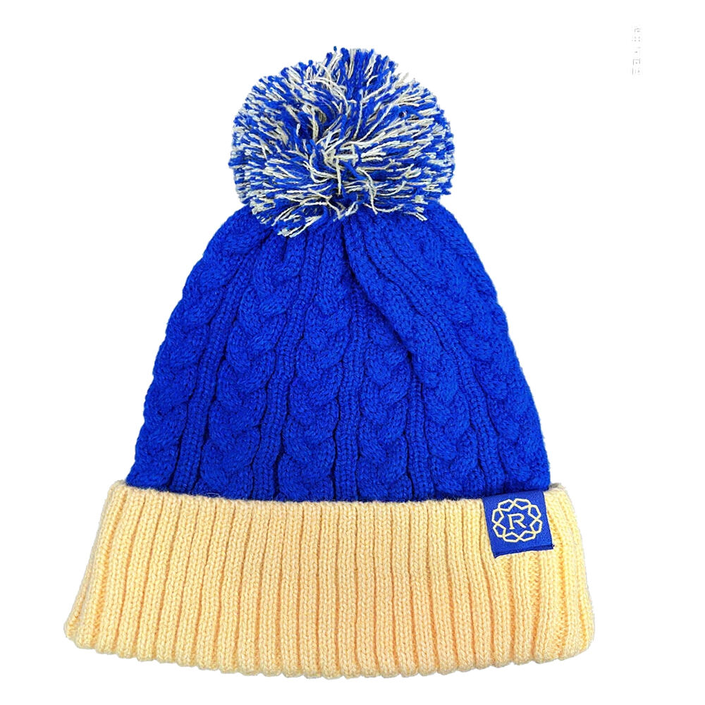 पॉमपॉम के साथ बिक्री के लिए केबल बुना हुआ बीनी टोप