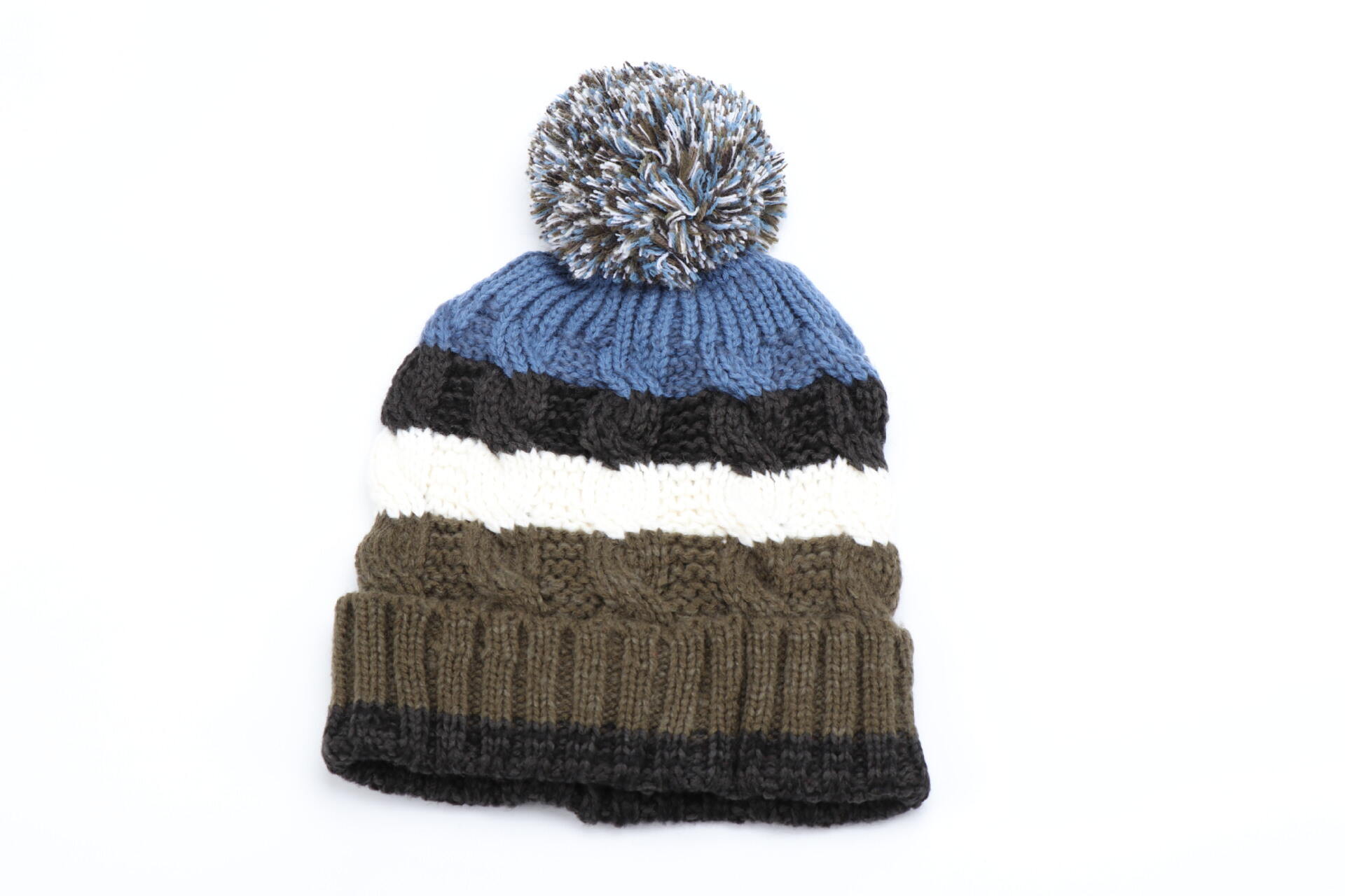Indywidualna czapka beanie z fabryki