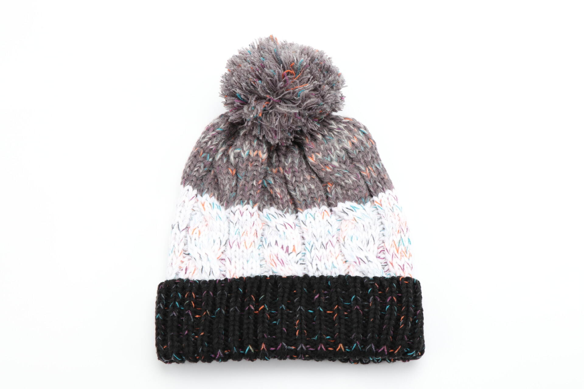 Ciepła czapka beanie z fabryki