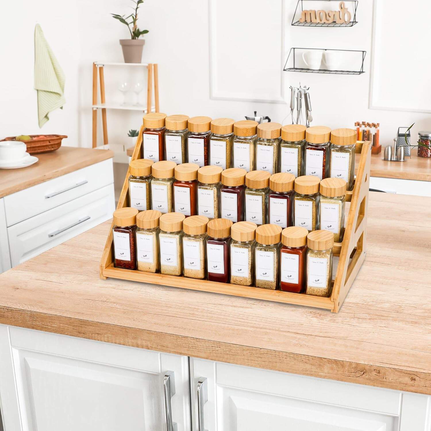What Common Issues Do Customers Face with Spice Rack Organizers?