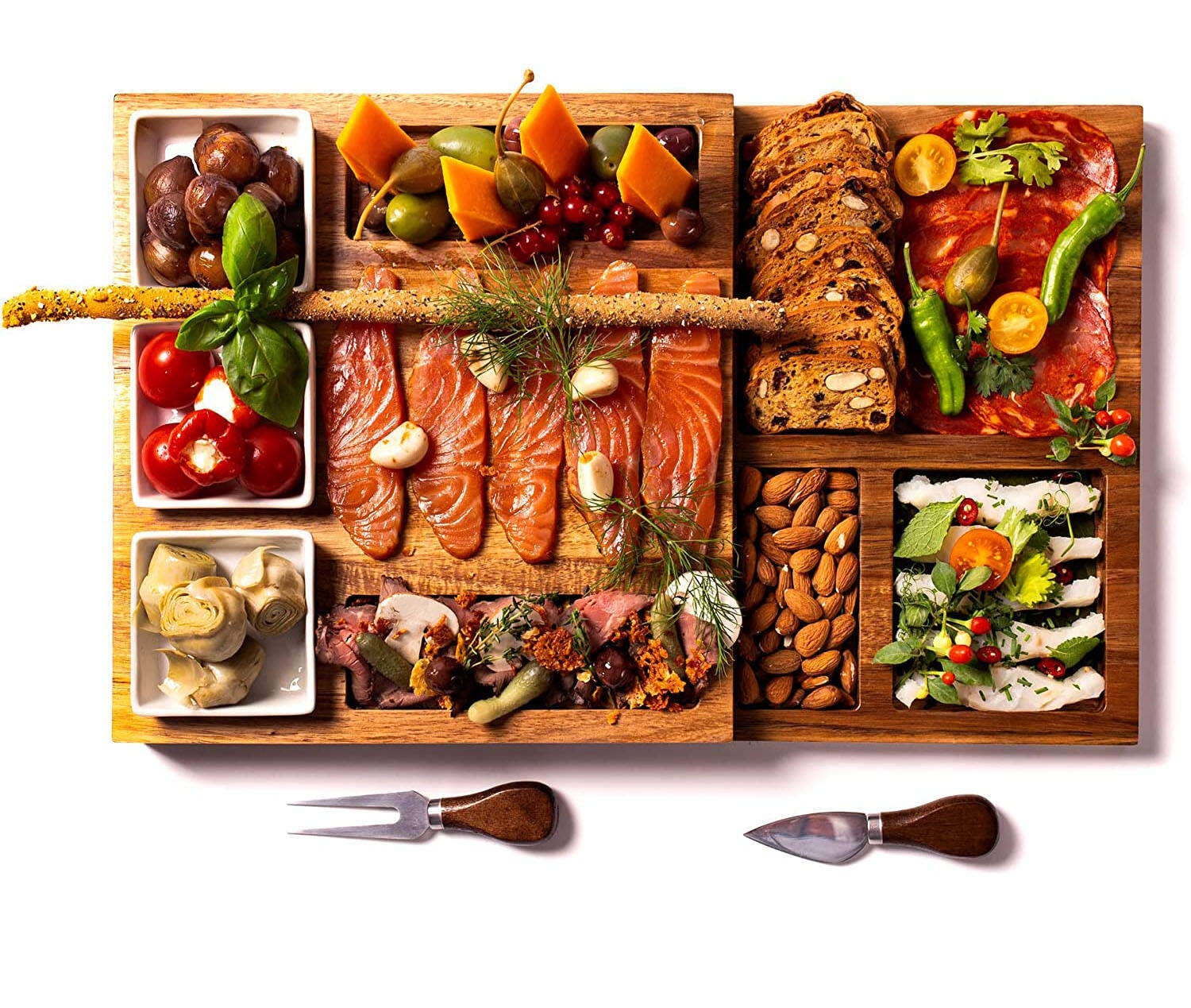 How to Market Your Wholesale Cheese Board Sets Effectively
