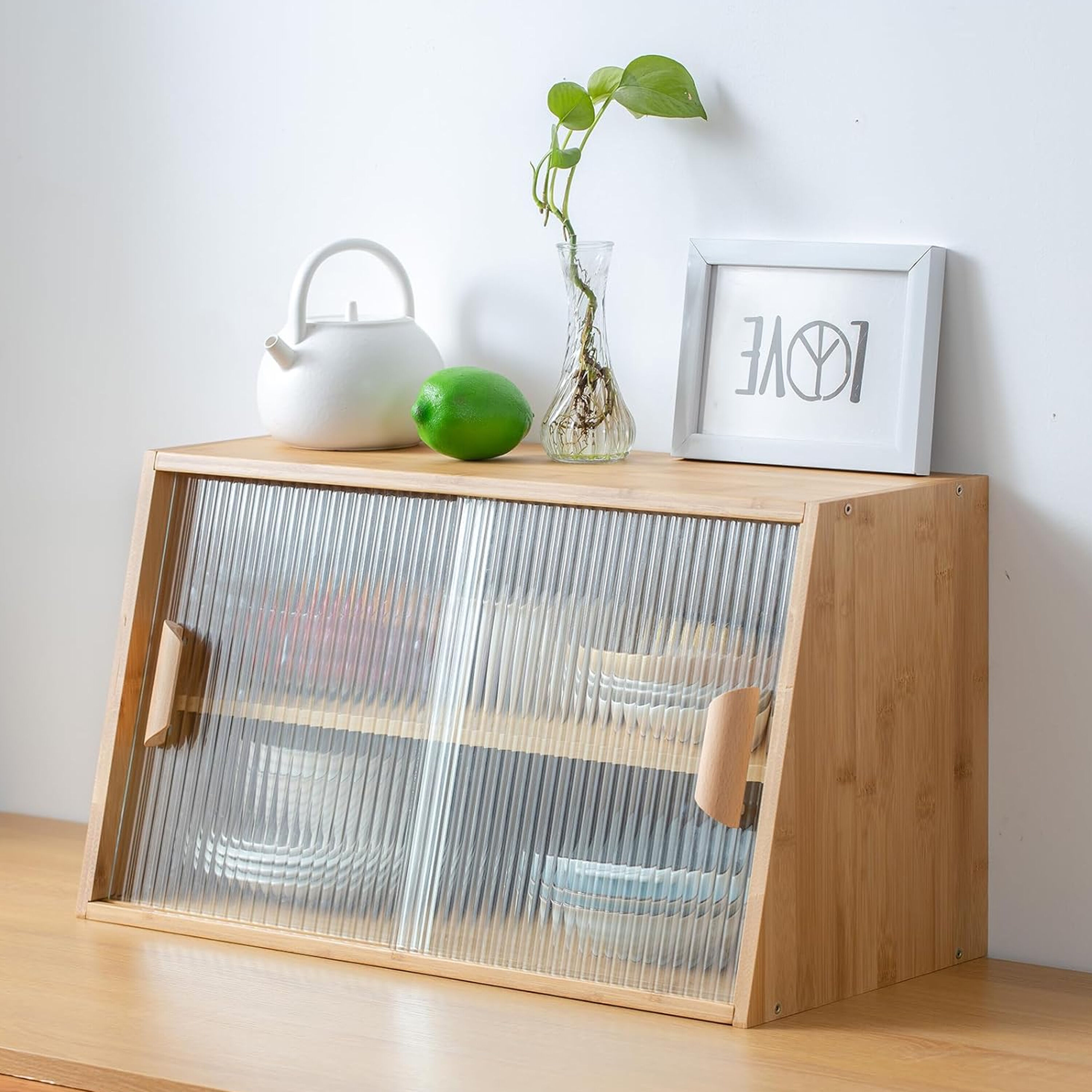 How to Maximize Space with Customizable Pantry Cabinets