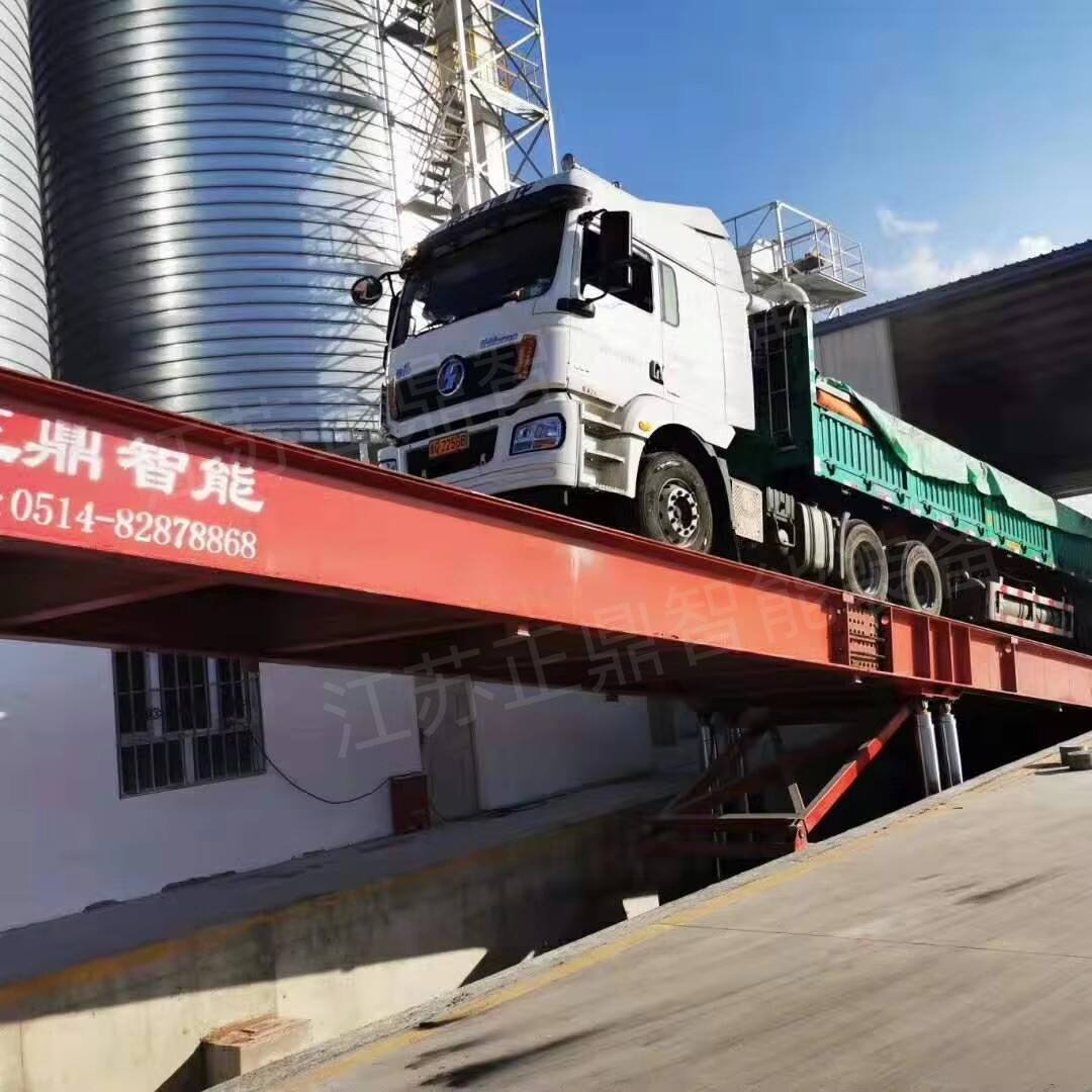 How Do Container Tilters Contribute to Workplace Safety and Ergonomics?