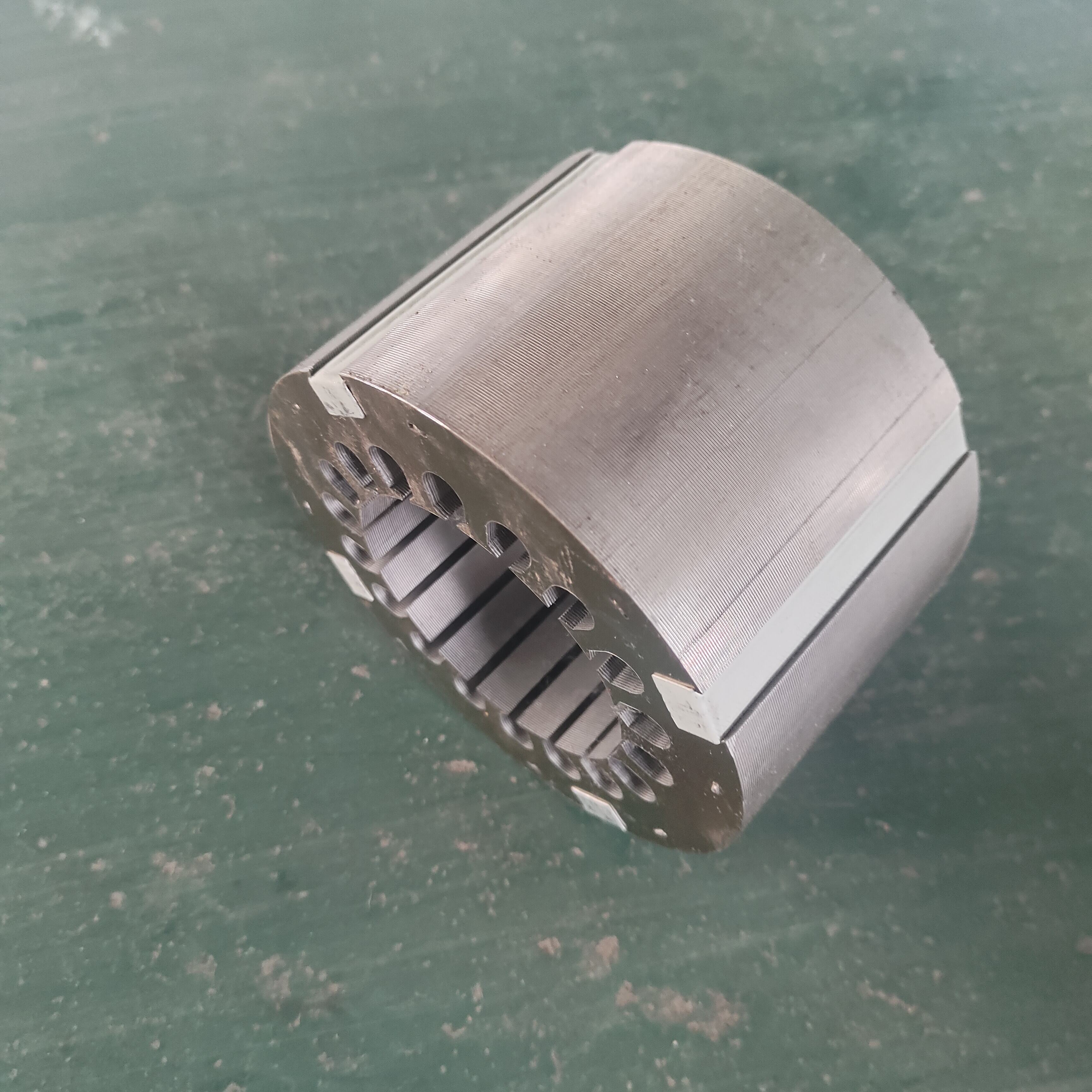 حلول الإنتاج المرنة والهندسة المخصصة