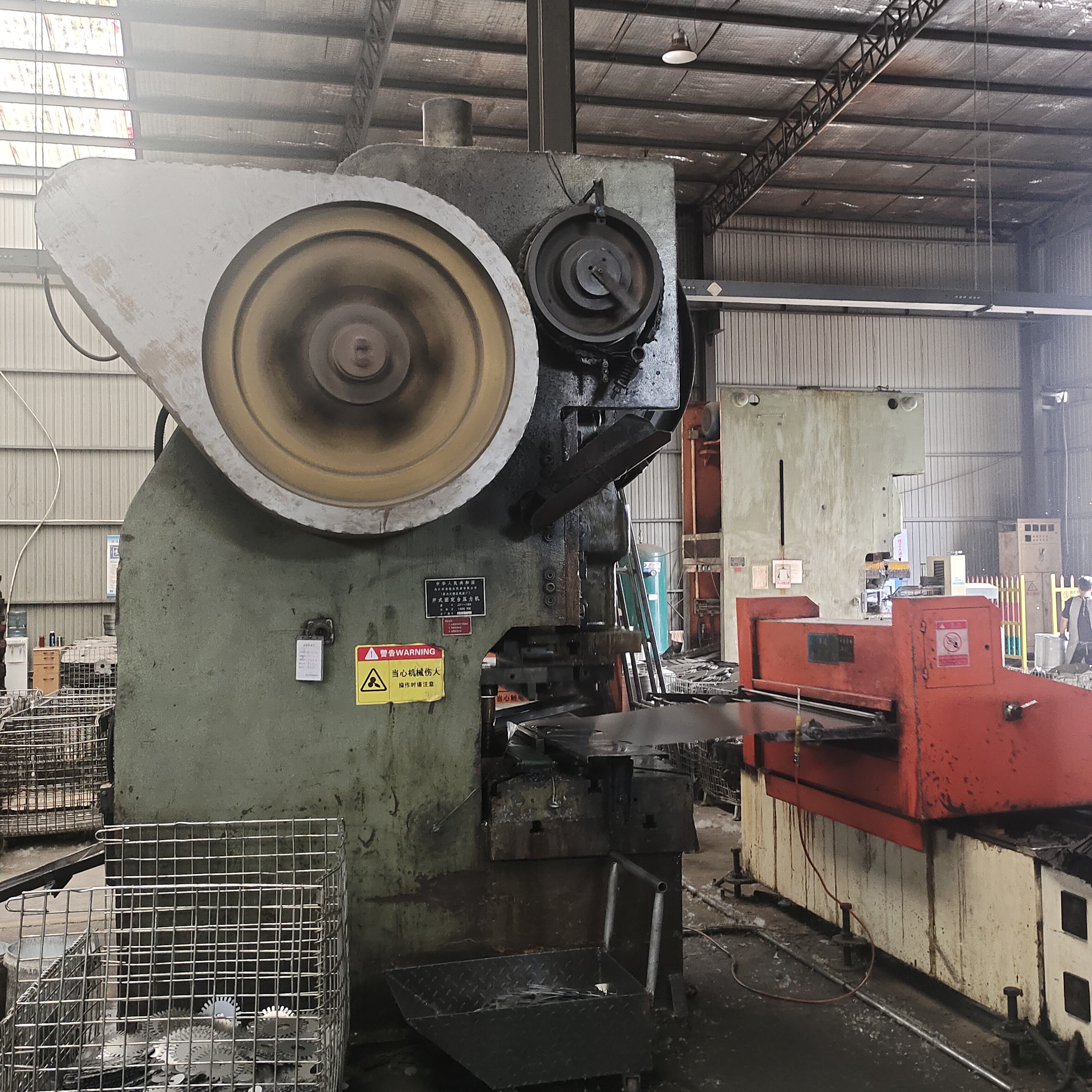 Advanced CNC Integration and Digital Precision Control