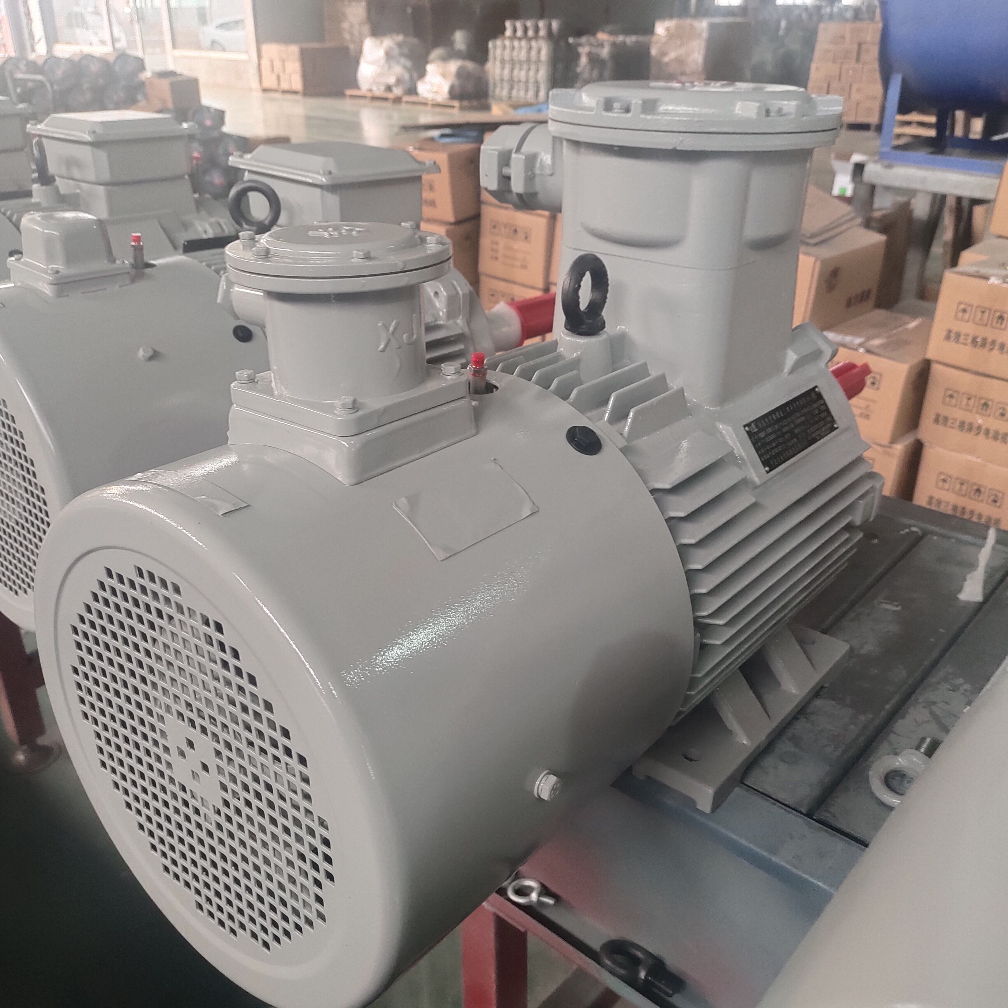 How Variable Frequency Motors Improve Machine Performance