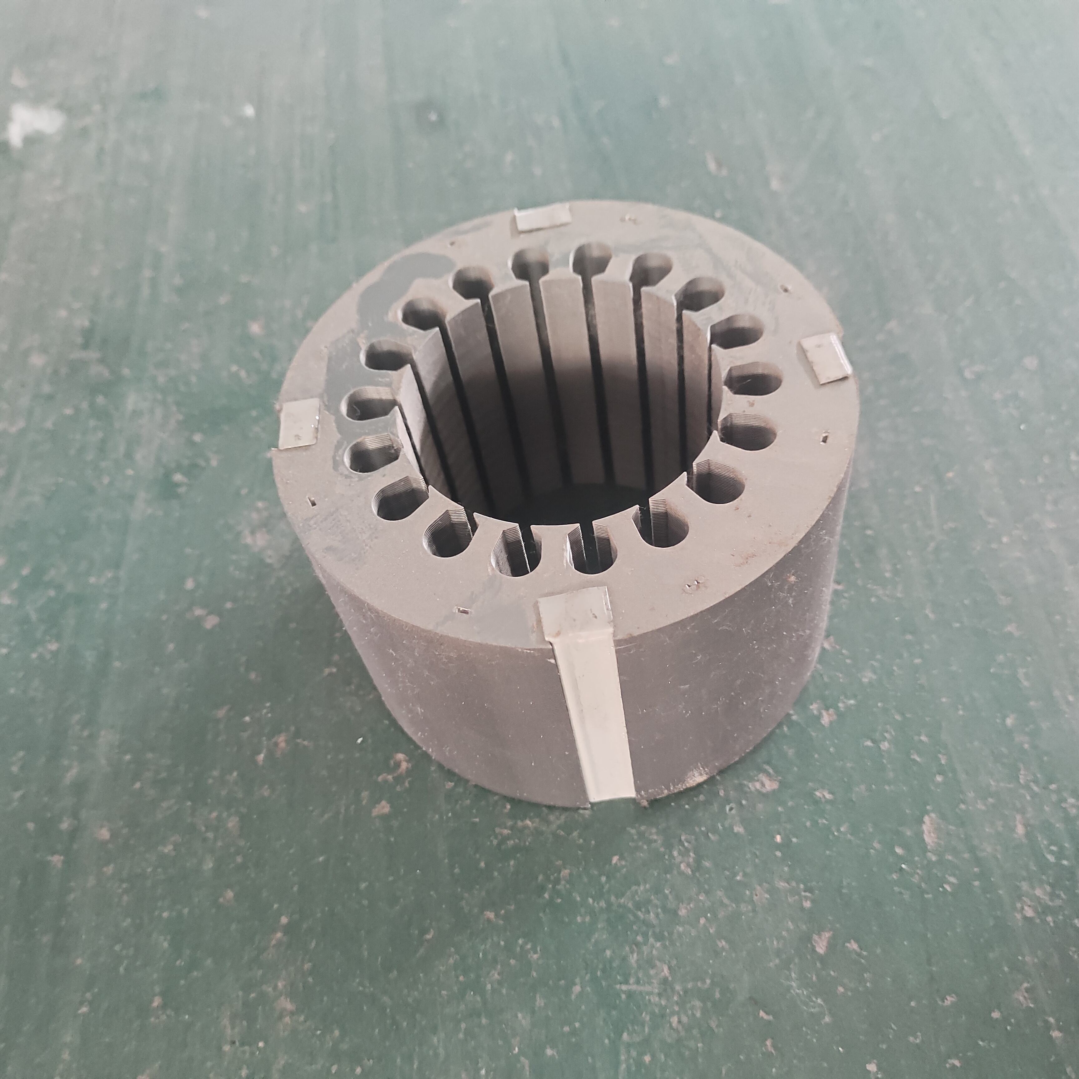 قدرات تصنيع دقيقة متقدمة